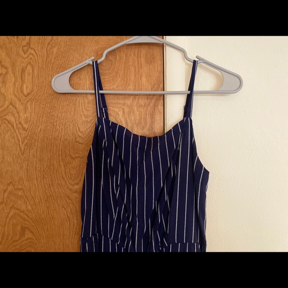 Old Navy cropped jumpsuit, navy, size medium, EUC - Picture 2 of 10